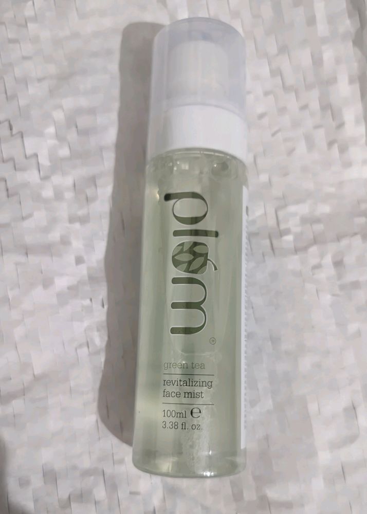 Plum green tea face mist