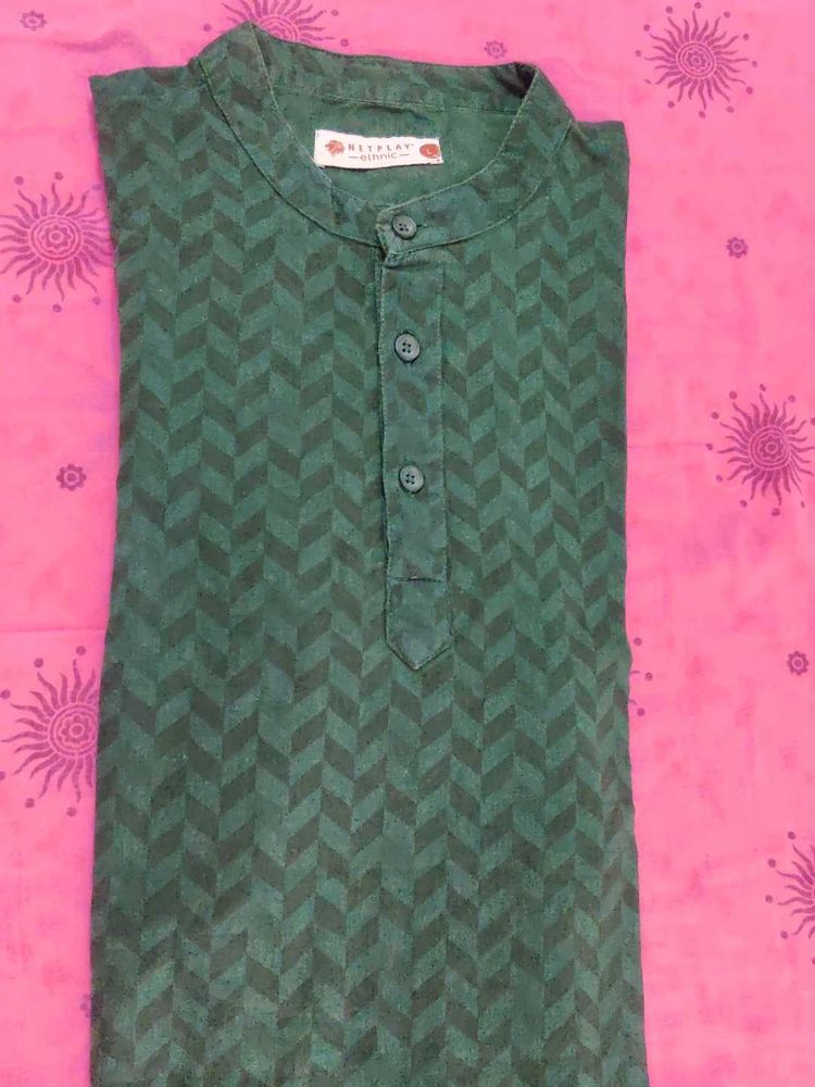 Green Colour Short Curta L Size With Full Sleeves