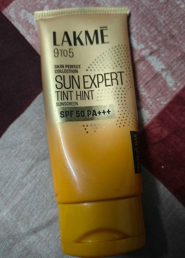 Lakme Sun Expert Tint