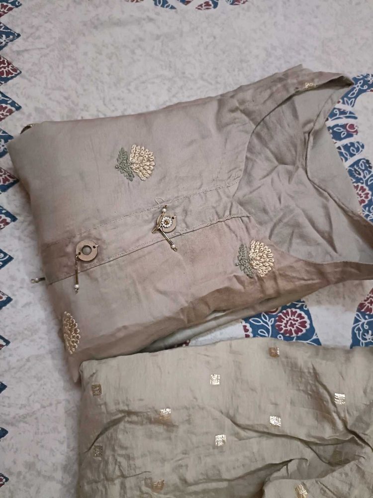 Elegant Embroidered Salwar Kameez