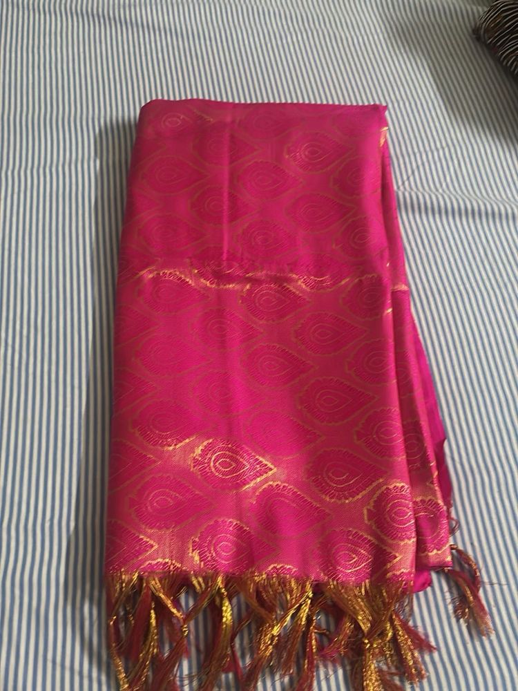 Pink &amp; Gold Patterned Dupatta