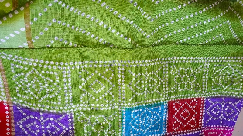 MULTICOLOR BANDHANI SAREE + FREE GIFT!