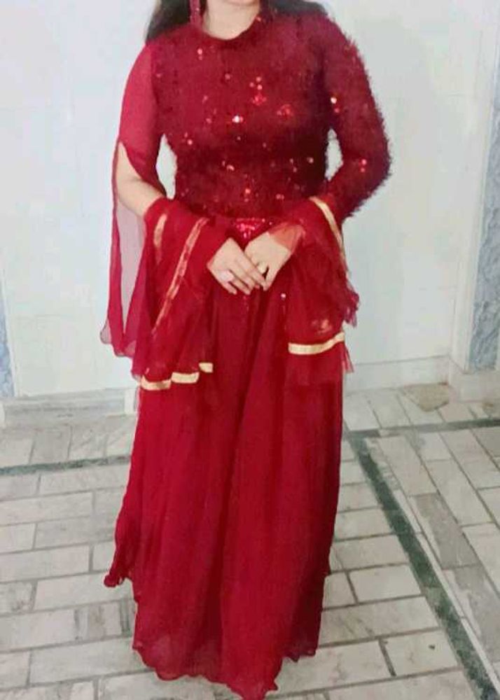 Beautiful Skirt With Designer Kurti &amp; Duptta