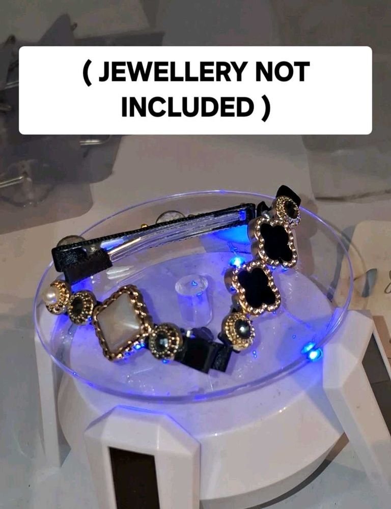 solar and battery rotating display Stand