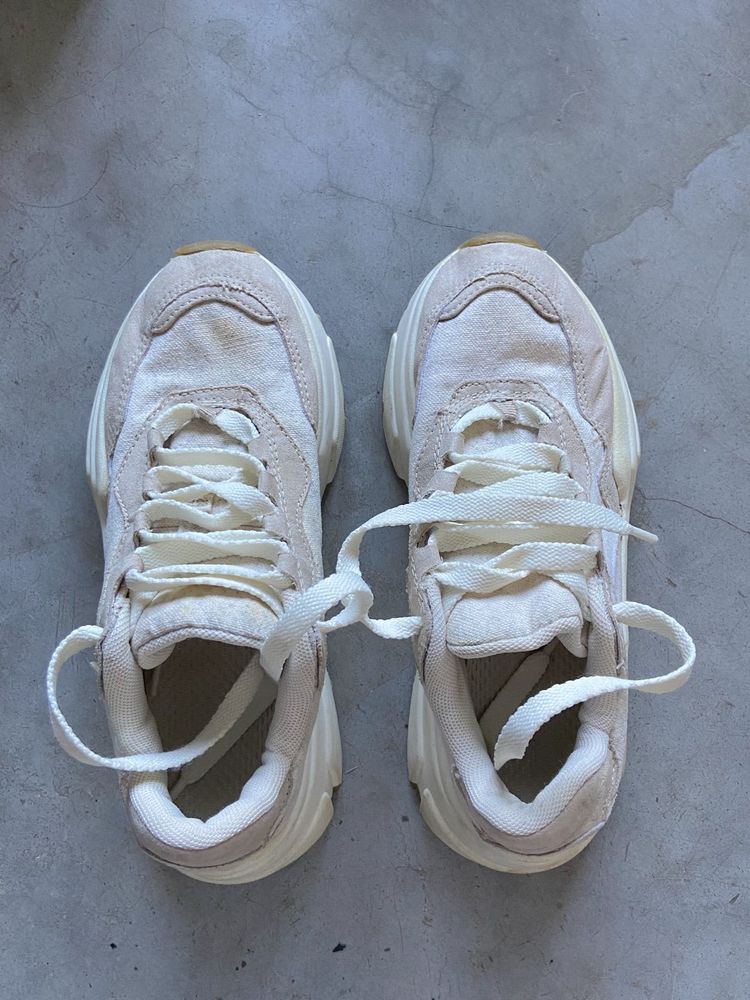 Off-White Beige Sneakers