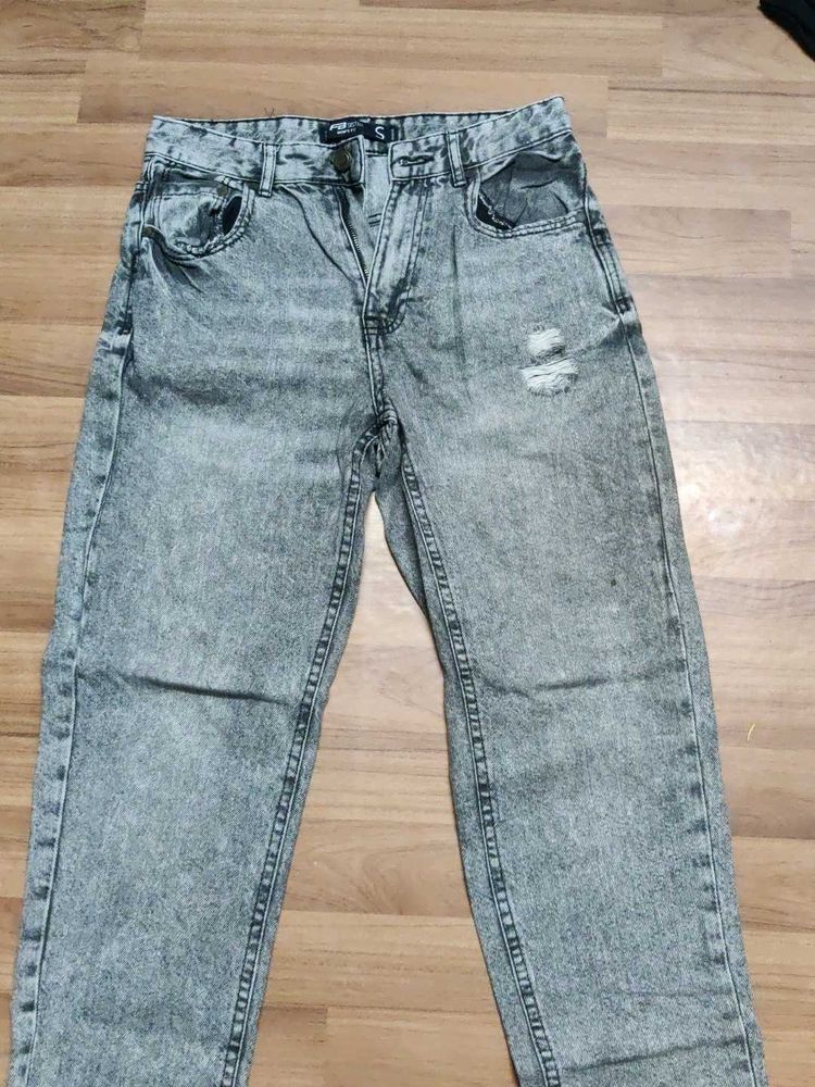 Trendy Distressed Gray Denim Jeans