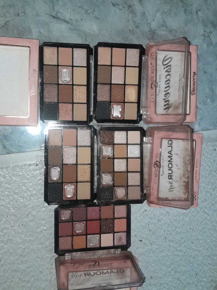 Discovery Eyeshadow Palette