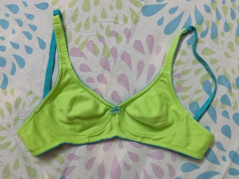 Clovia Non Padded Bra - Parrot Green Blue Coloured Bra - New Unused