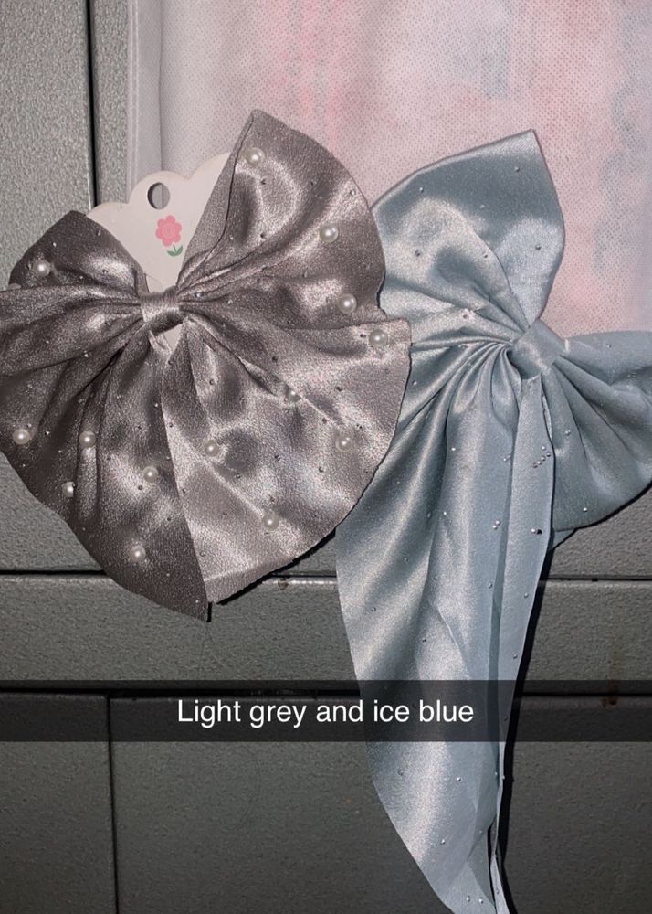 Pearl Bow Hair Clips - Set of 2