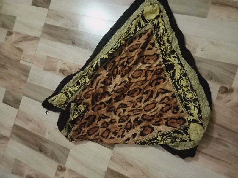 Elegant Scarf Premium