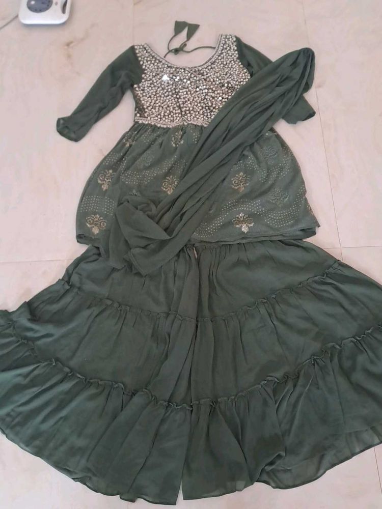 Gorgeous Sharara