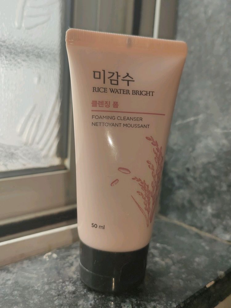 The Face Shop Rice Water Bright Foaming Cleanser
