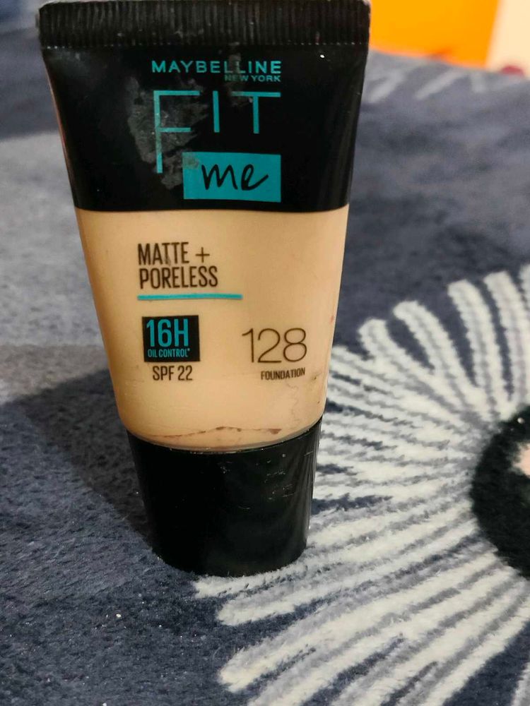 Maybelline Fit Me Foundation - 128