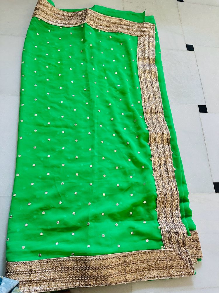 Green Saree With Golden Heavy Border