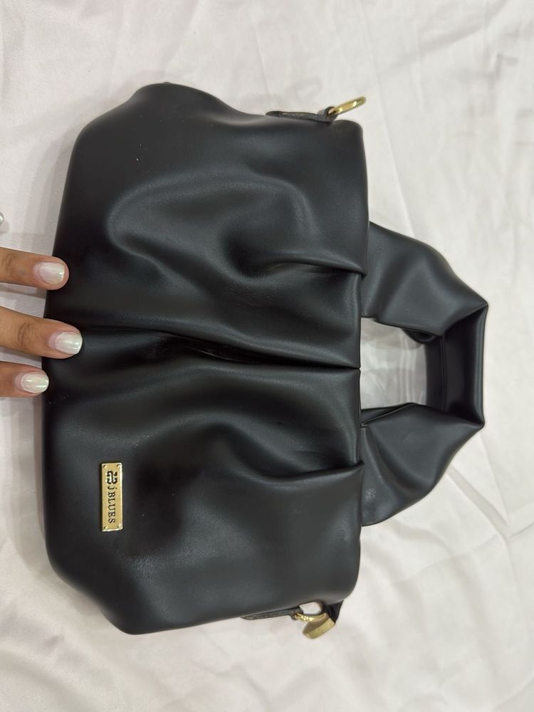 Chic Black Handbag