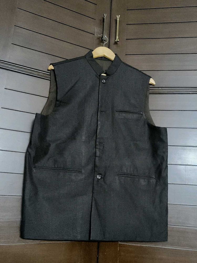 Men Sleeveless Brown Waistcoat