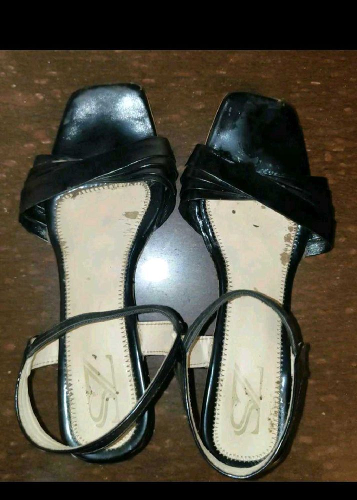Prize Dropped Black Heels