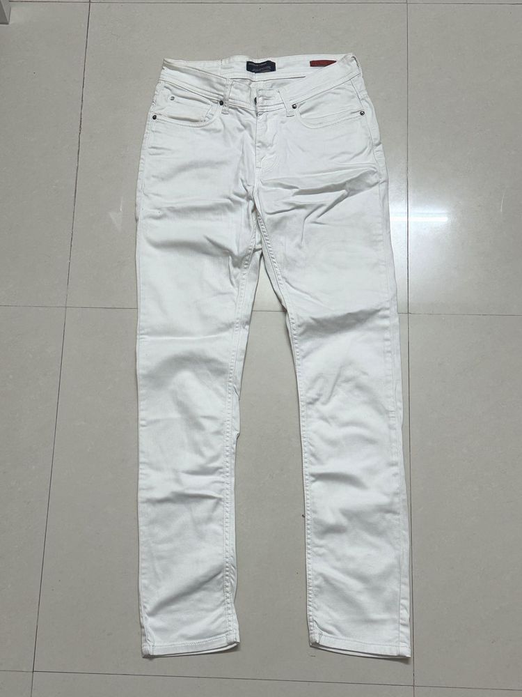 White Jeans
