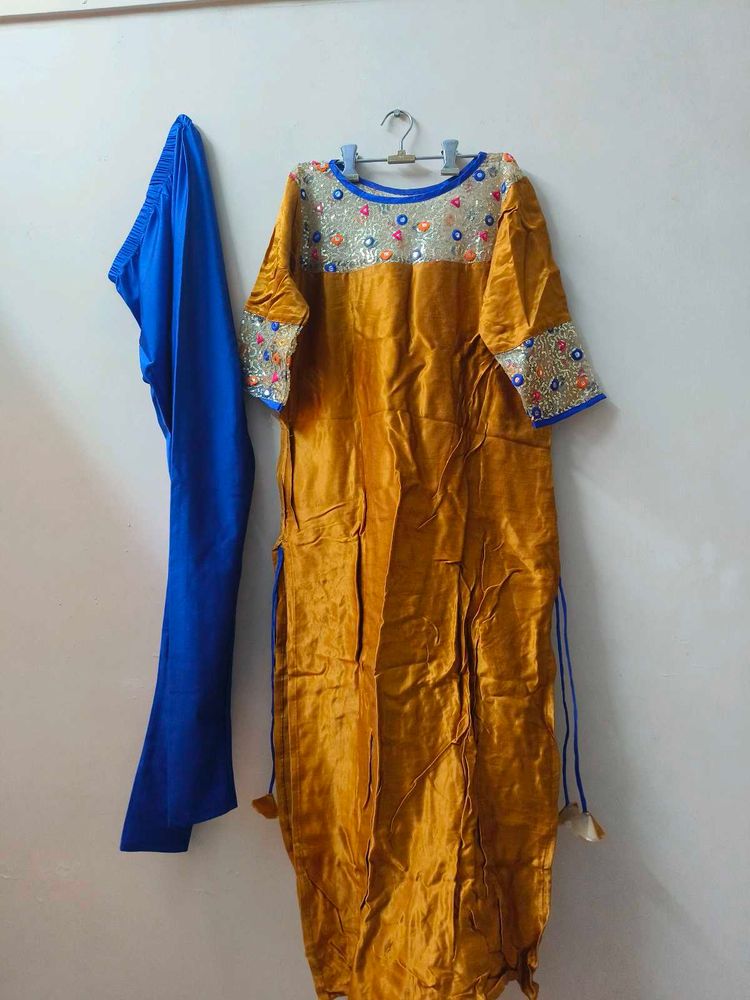 Kurti Will Leggings