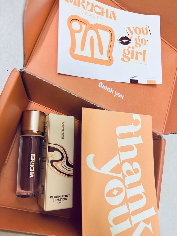 MRUCHA BEAUTY LIPSTICK