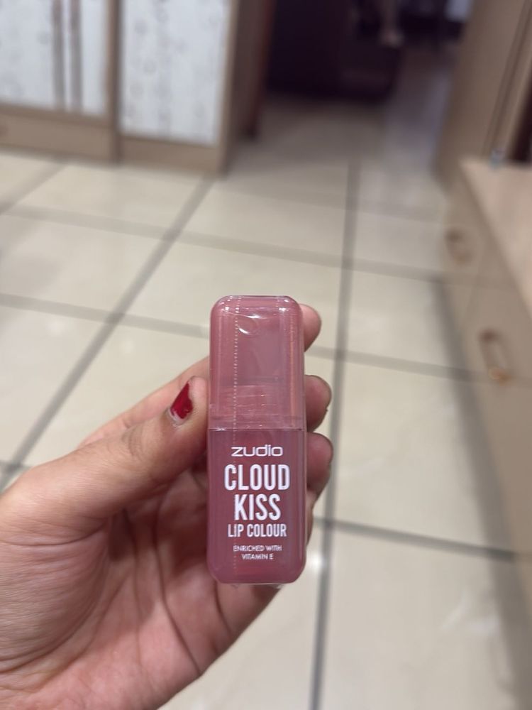 Zudio Cloud Kiss Lip Colour