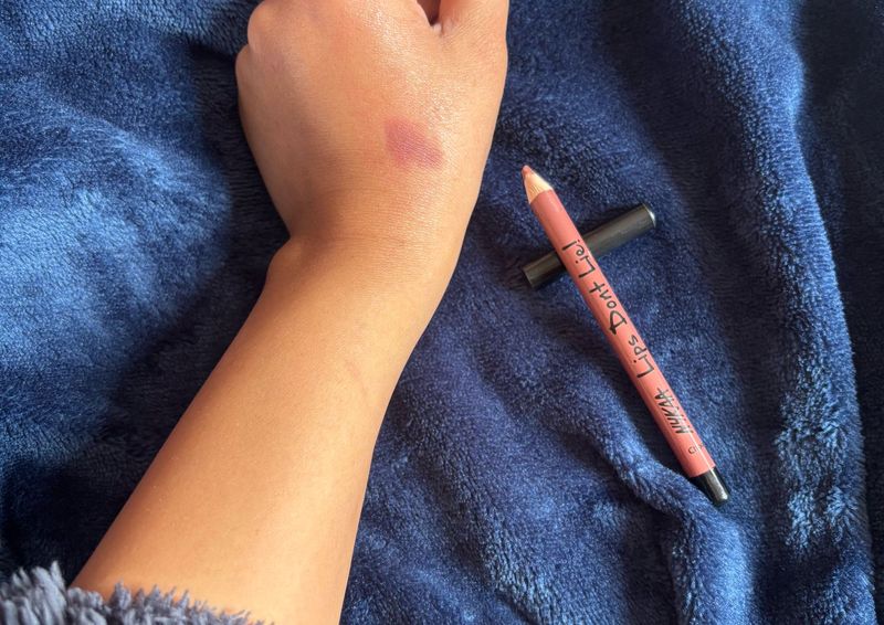 Nykaa Lip Liner Chocolate Boy