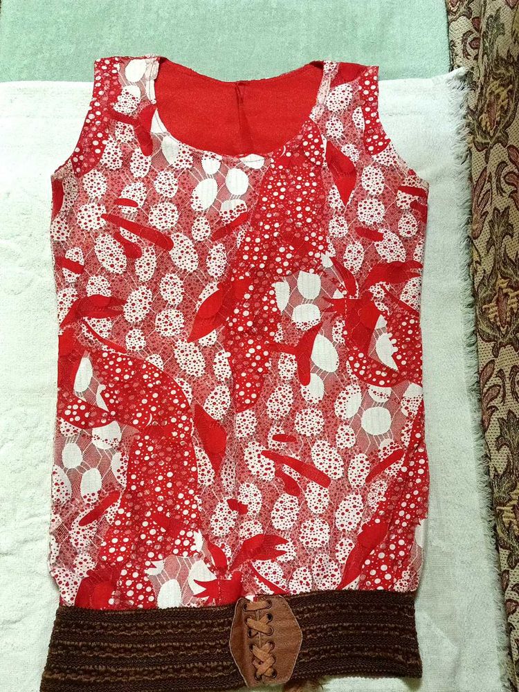 Red &amp; White Sleeveless Top