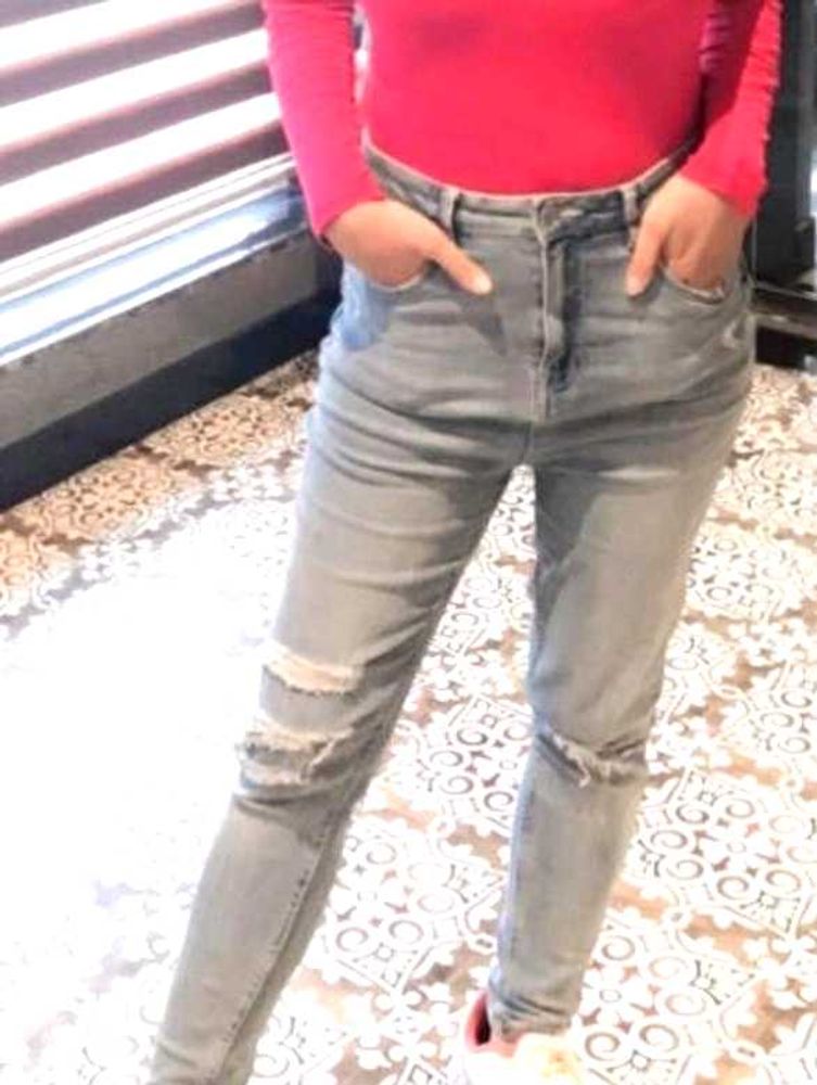 Distressed Jeans