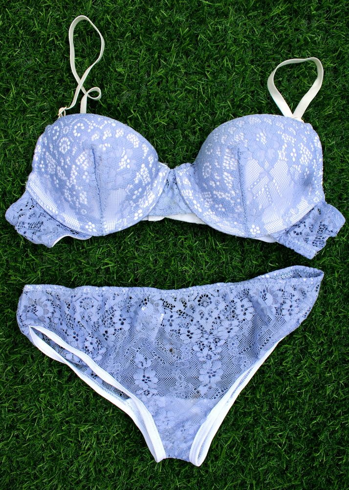 Bra &amp; Panty SET 👙