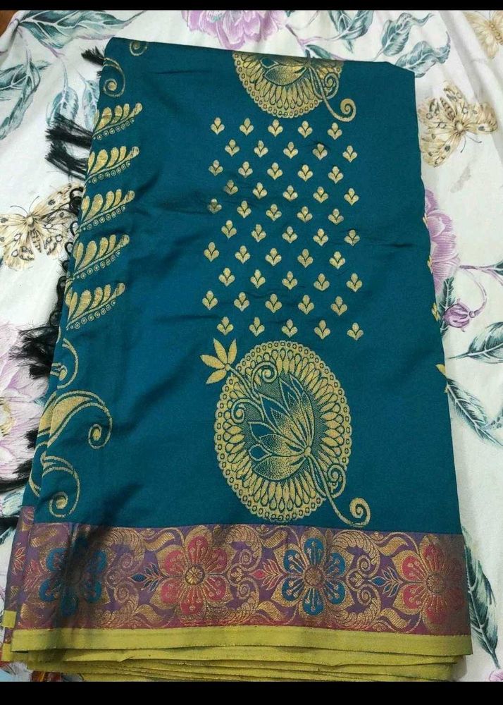 Gold Sare Pattu Saree