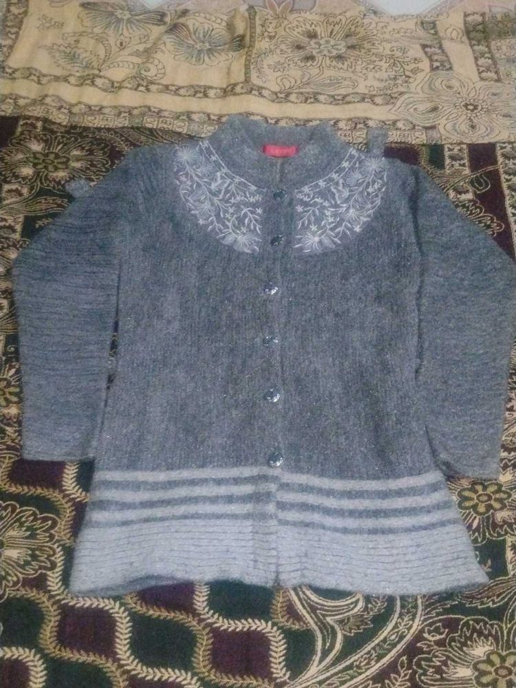 Elegant Grey Cardigan