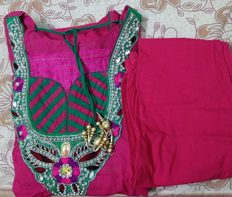 Round Kurta With Leggings Set