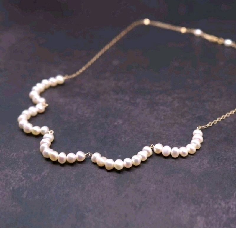 Dainty Pearl Necklace