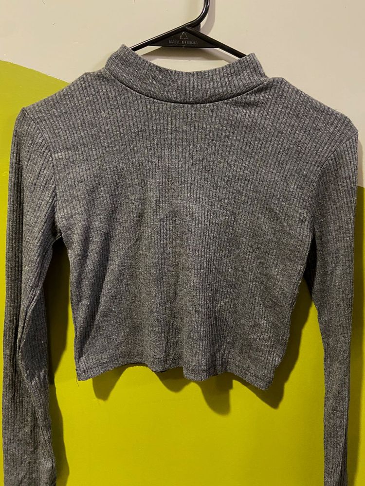 Grey Long Sleeve Crop Top