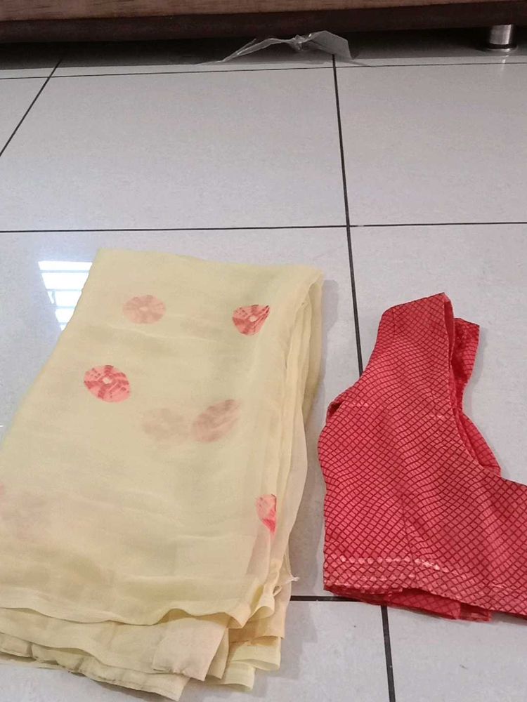 Chiffon Saree with Blouse Piece