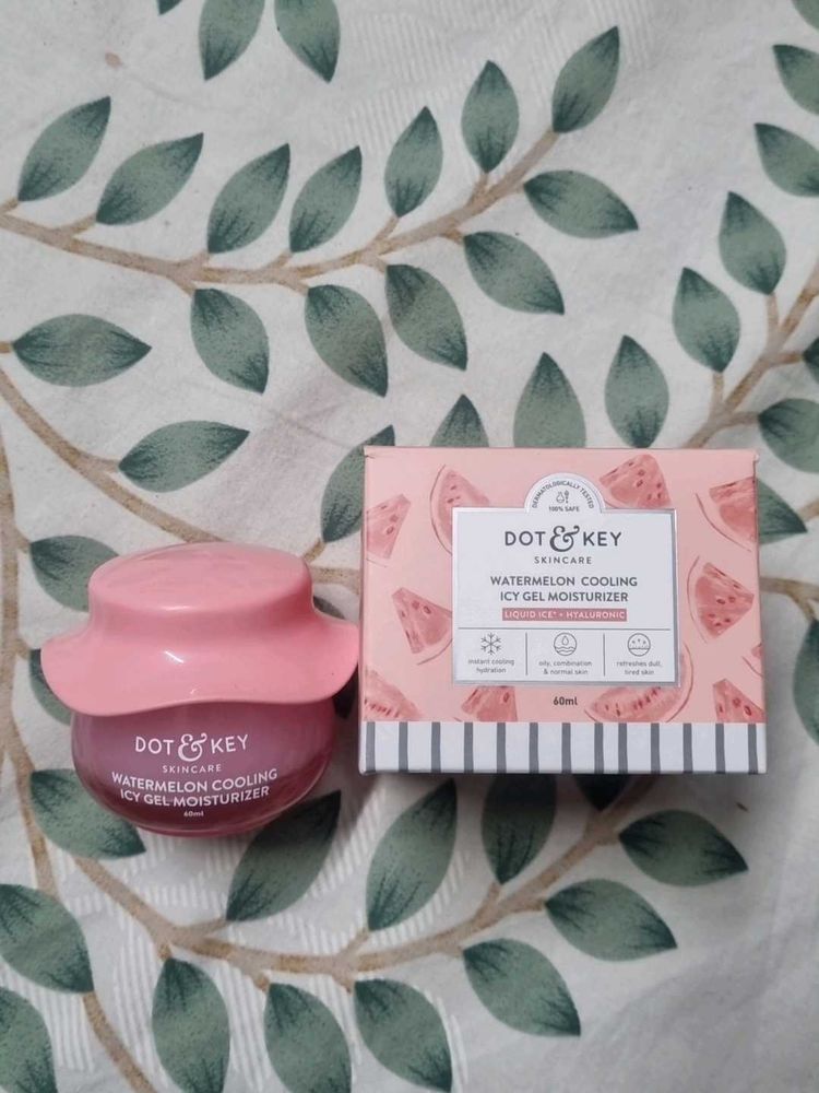 Dot&amp;Key Watermelon Cooling Icy Gel Moisturiser