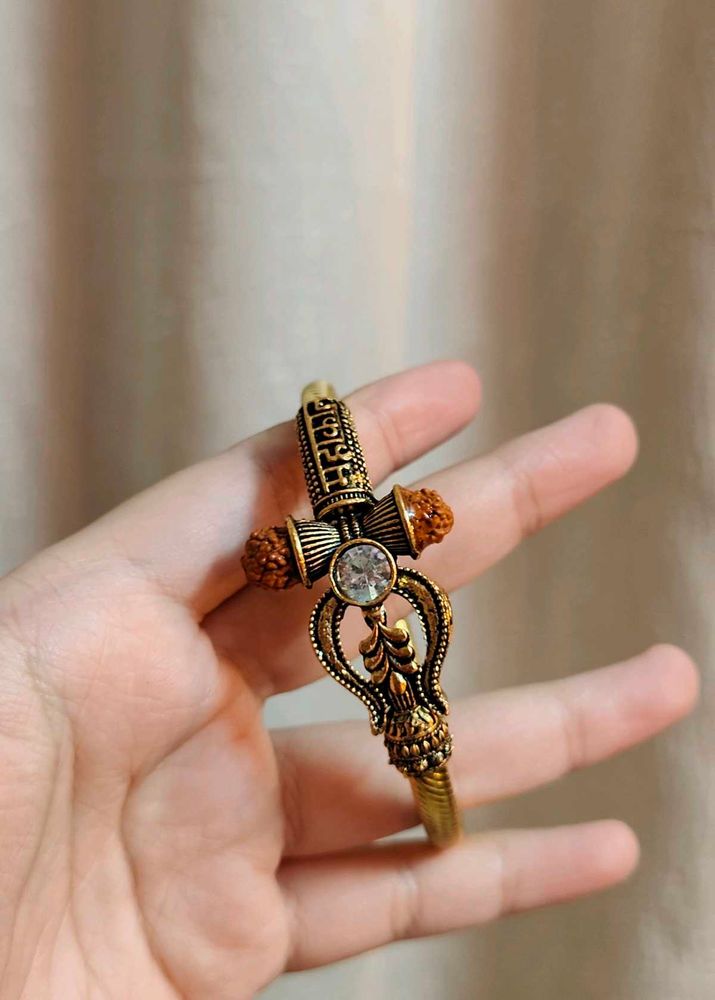 Rudraksha Trishul Bracelet