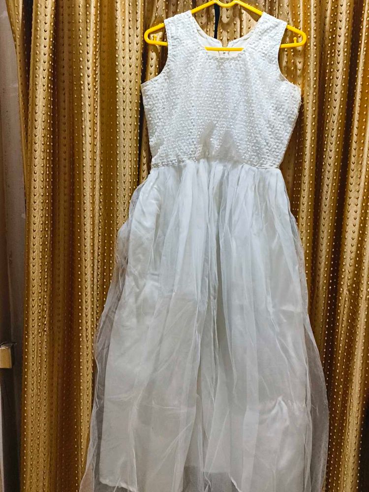 Girls&#39; White Sleeveless Party Dress+Green jack