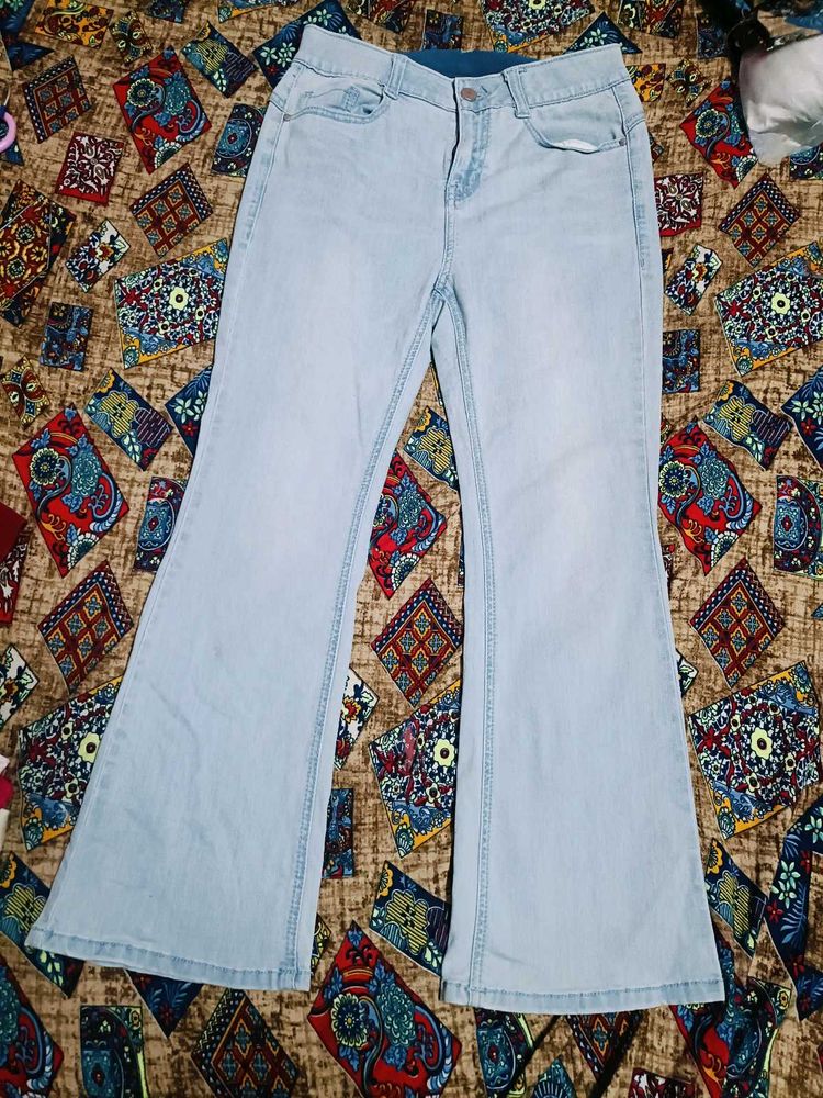 Flared Jeans❤️