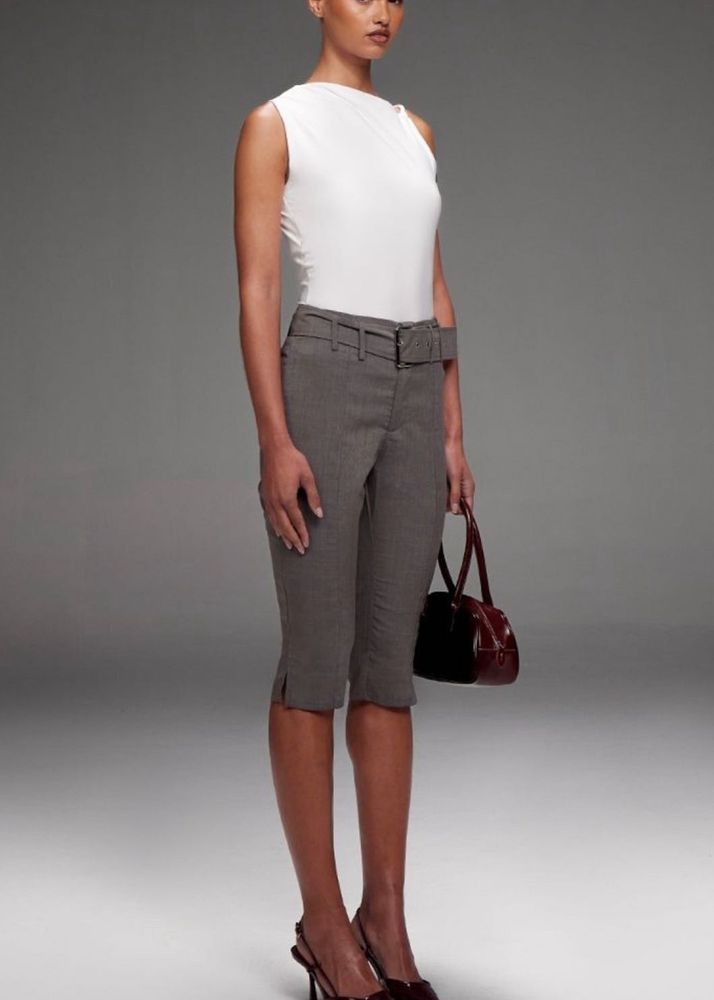 Y2K Belted Capri Pants 💋