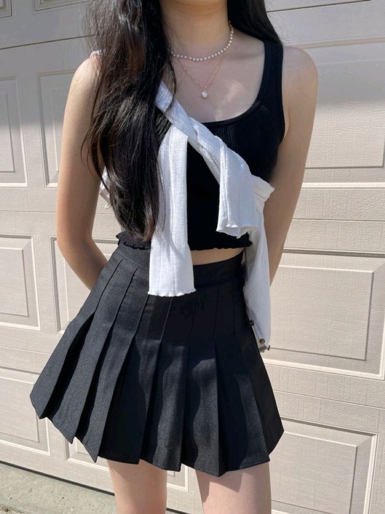 Pintresty Pleated Black Skirt With Attached Skorts