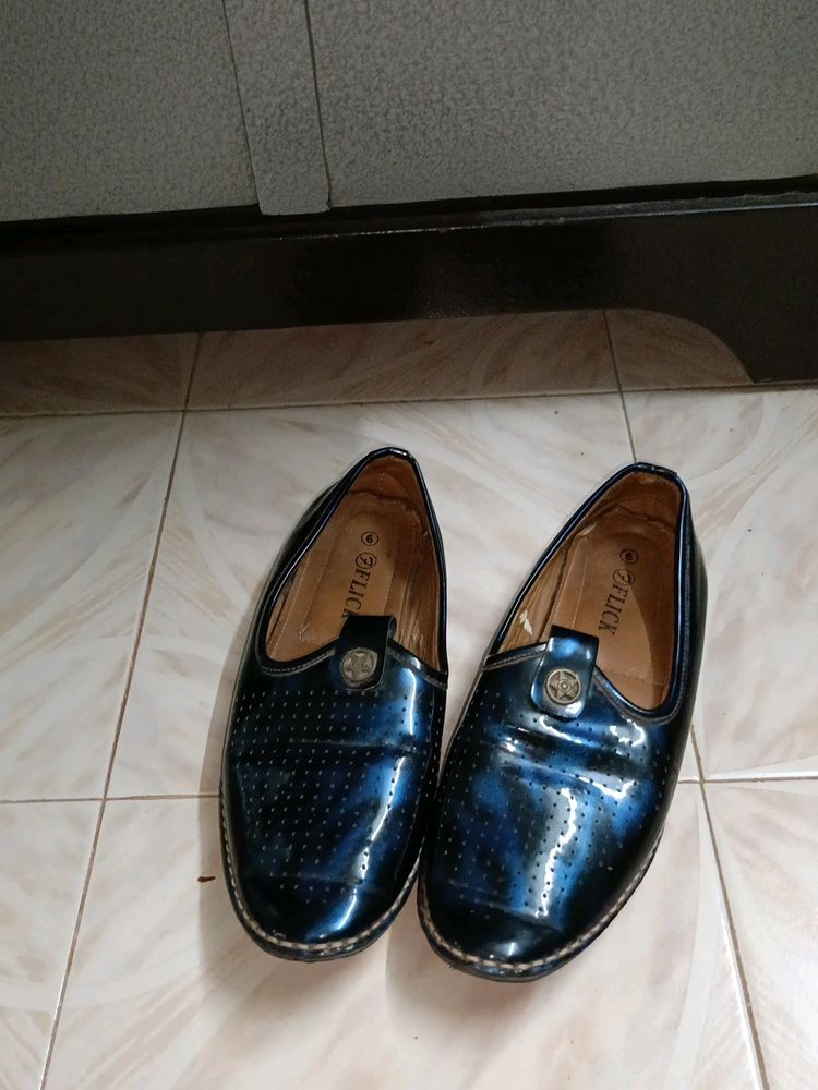 Branded Leather Shinning Shoes