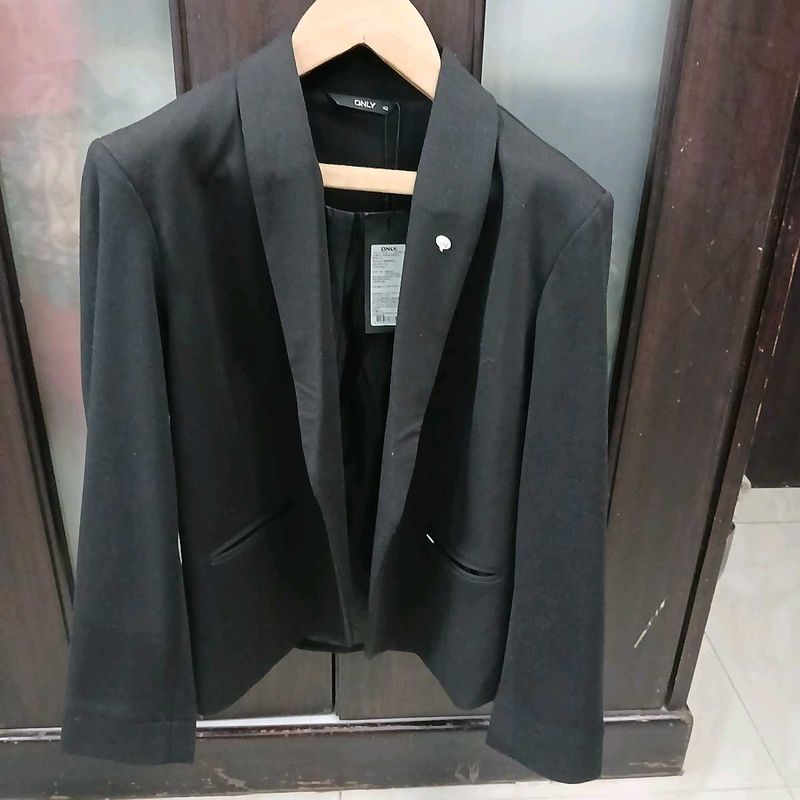 ONLY Black Blazer - Size XL - Stylish And New