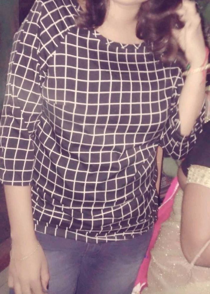 Black White Crepe Top