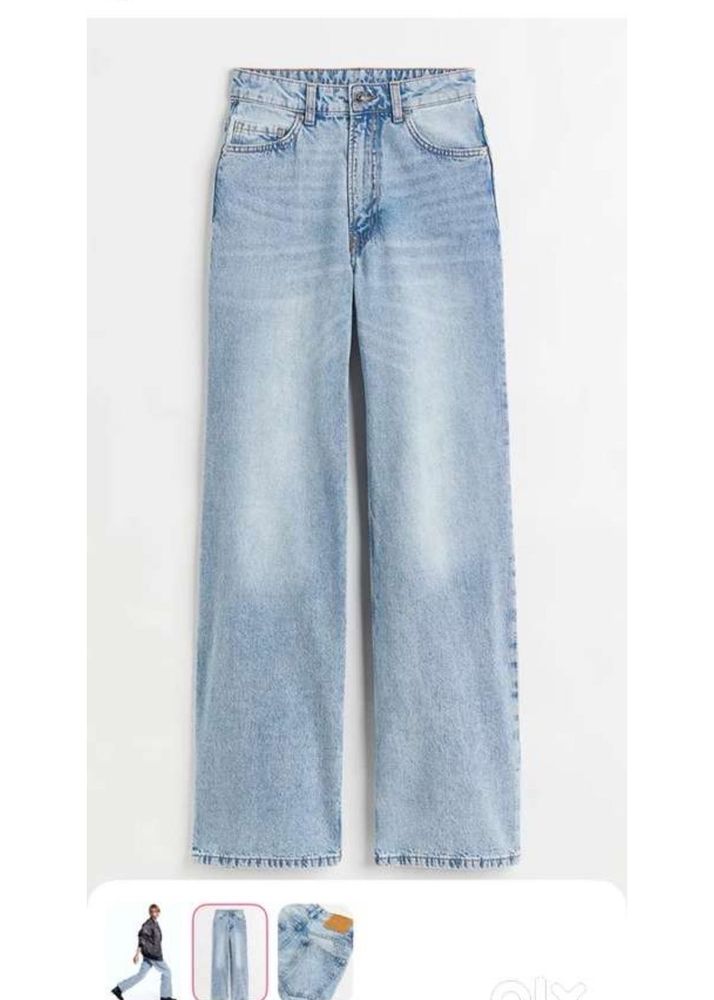 Wide Leg Light Wash Jeans