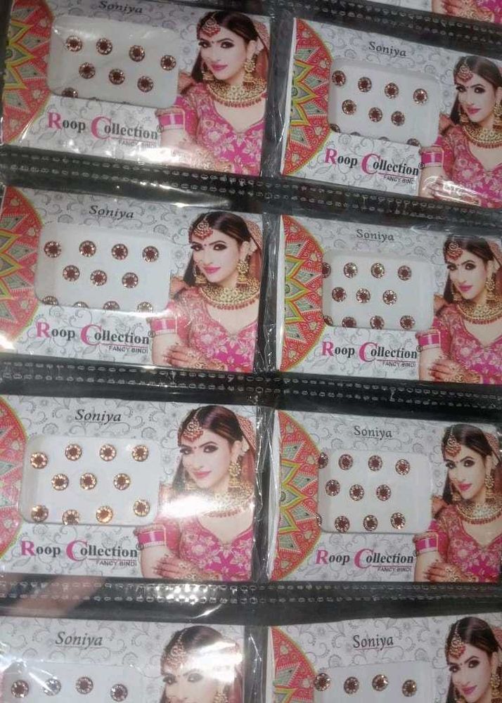 Soniya Roop Collection Bindis Pack Of 12
