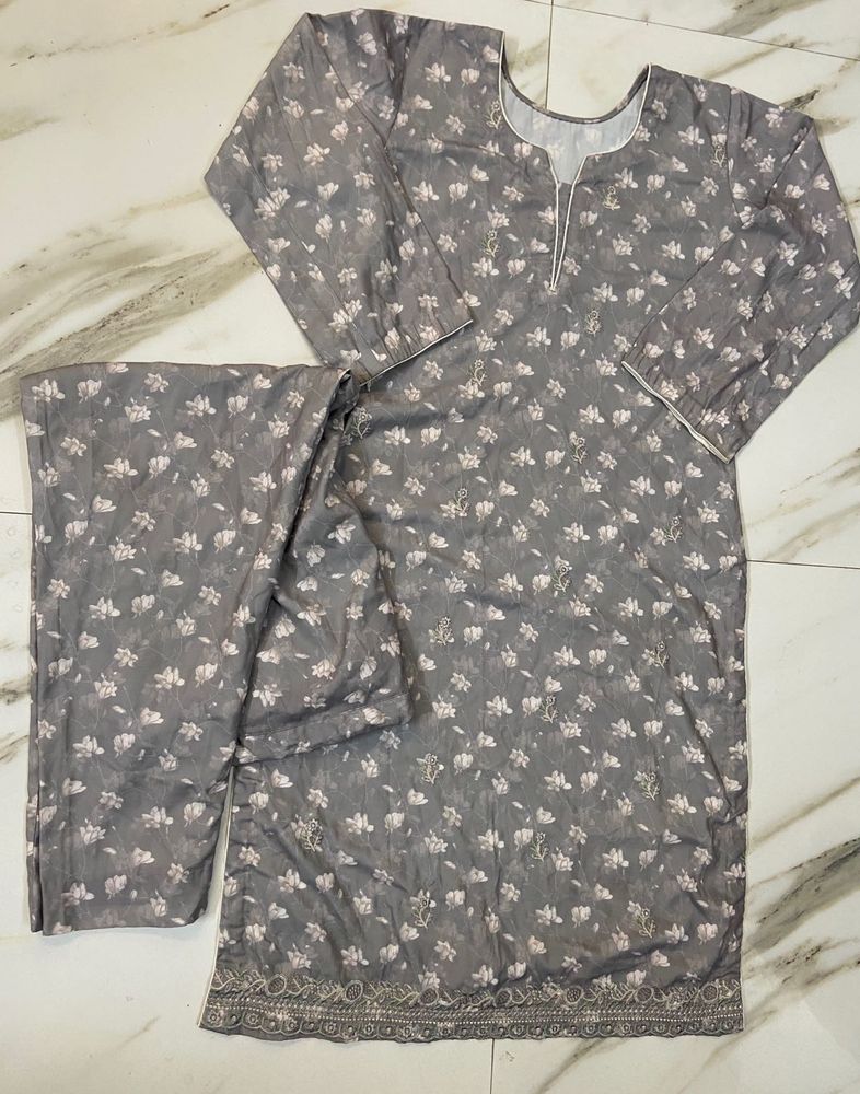 Suit