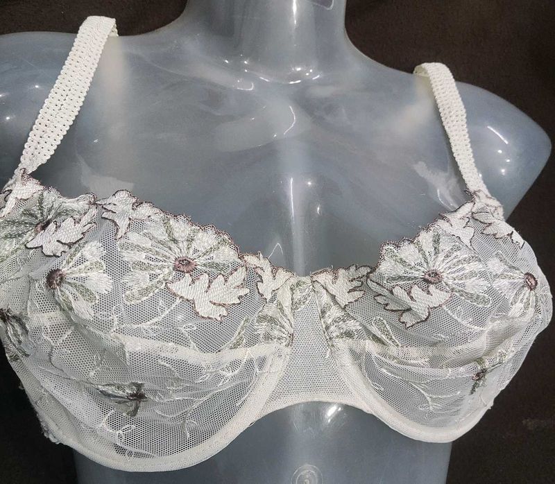 Floral Lace Bra 🔥