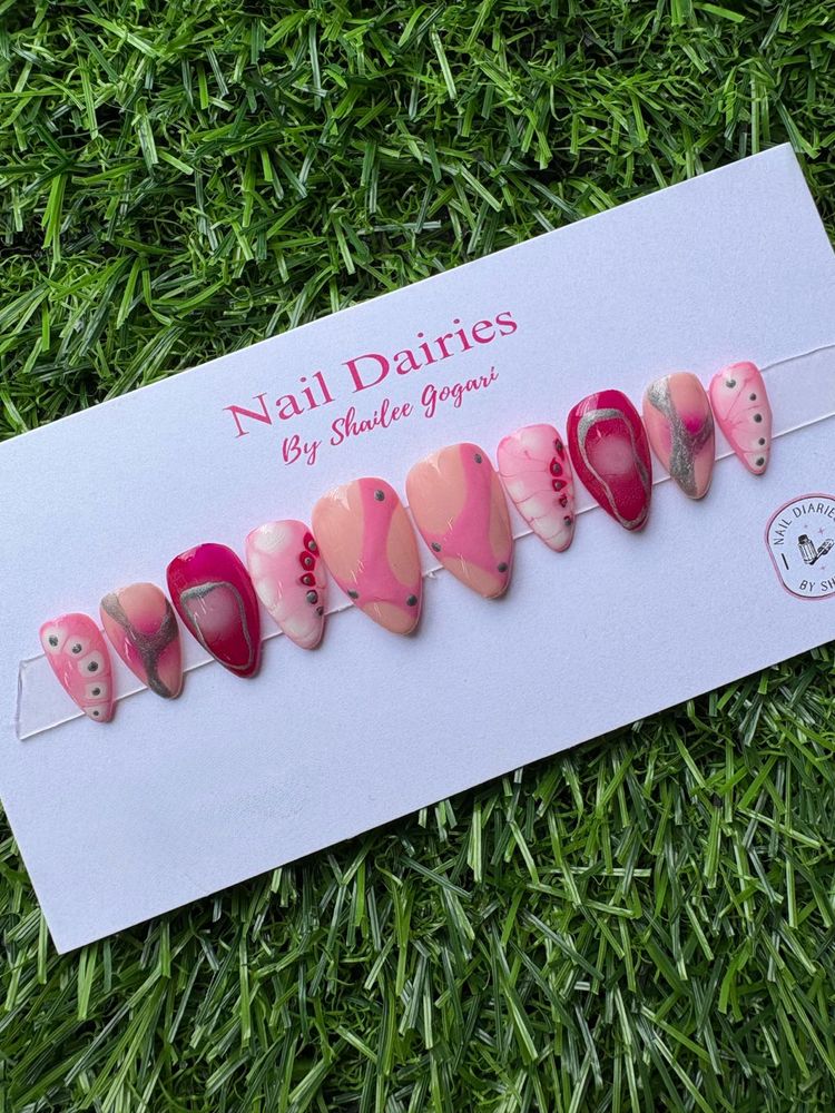 Pink Marble Press-On Nails