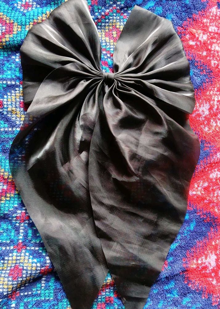 Black Hair Bow Accessory